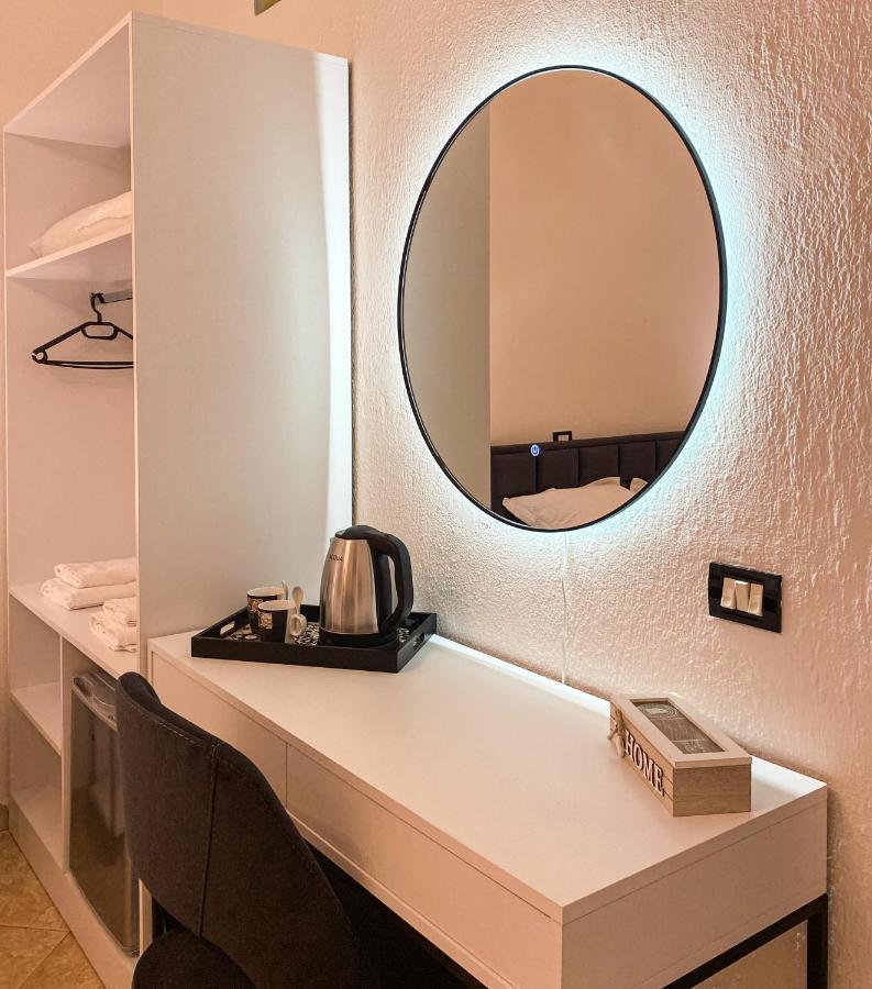 The White Corner Apartment Durres Exterior photo